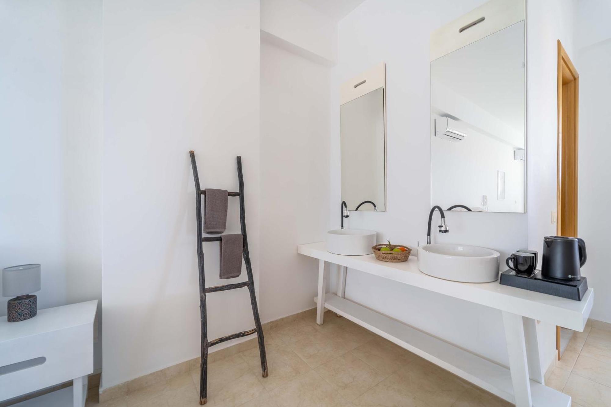 Alpha Urban Suites Rhodes City Екстер'єр фото